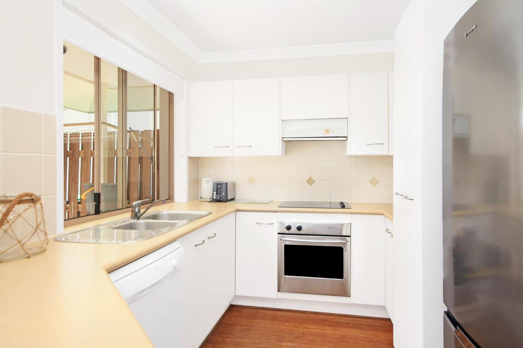 Byron Lakeside Holiday Apartments Byron Bay Quarto foto
